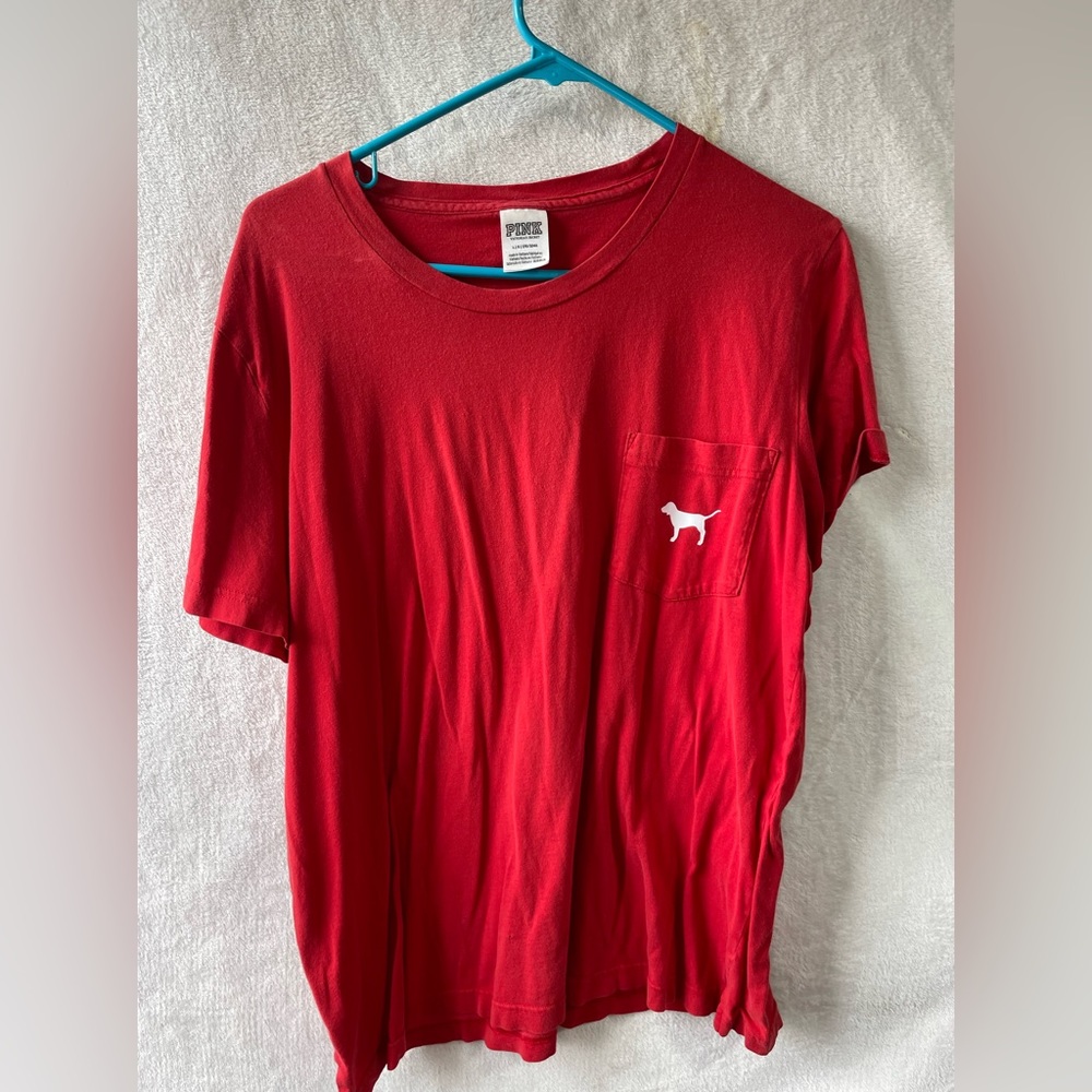 Women’s pink short sleeve top. Size large